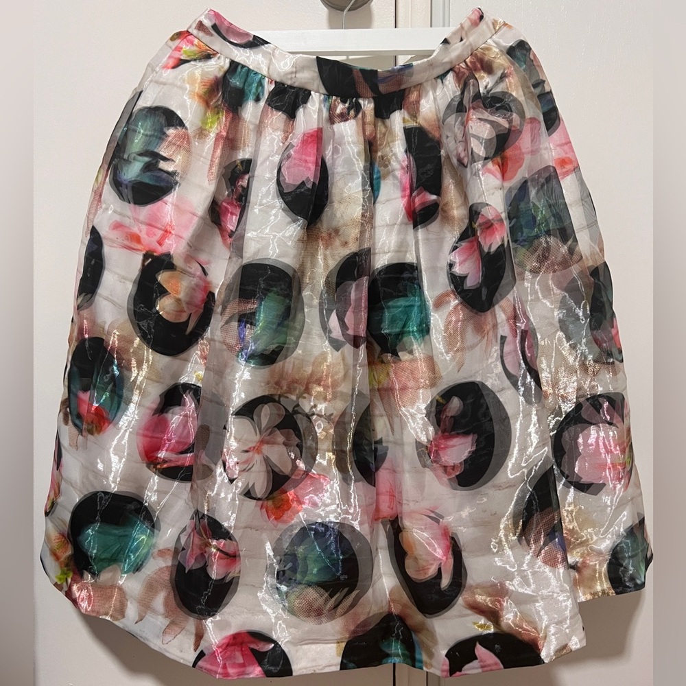 Nicole Miller Skirt size 6 NWT $330